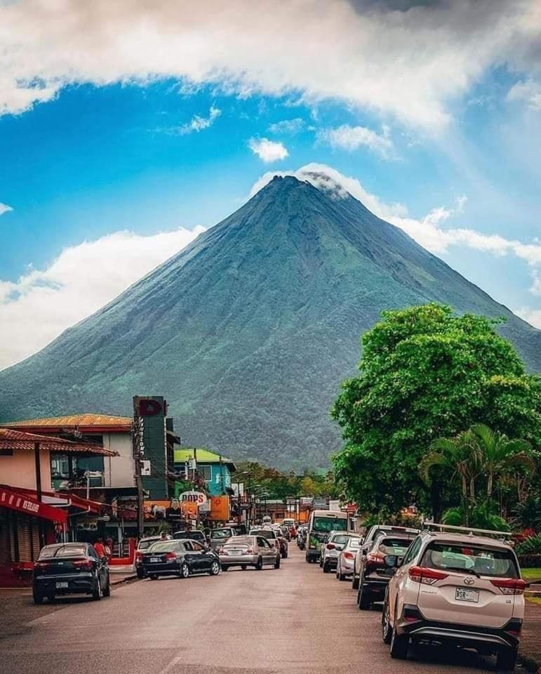 Villa Jade, La Fortuna Downtown Eksteriør billede